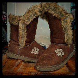 The Animal Rescue Paw Print Boots w/ Fur